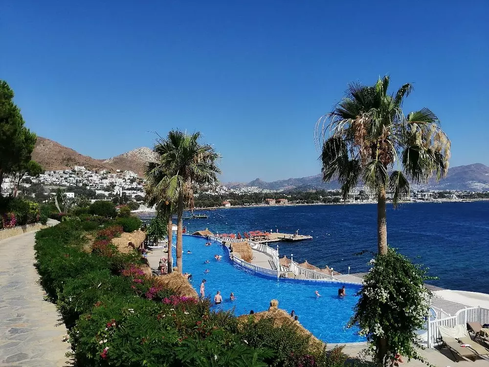 استخر Kadikale Resort Hotel Bodrum
